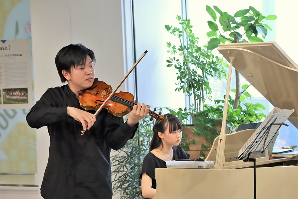   若さ溢れる高校生ヴァイオリニスト 『河井勇人(ヴァイオリン)×丸山凛(ピアノ) ランチコンサート』を開催